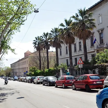 Natali Apartament